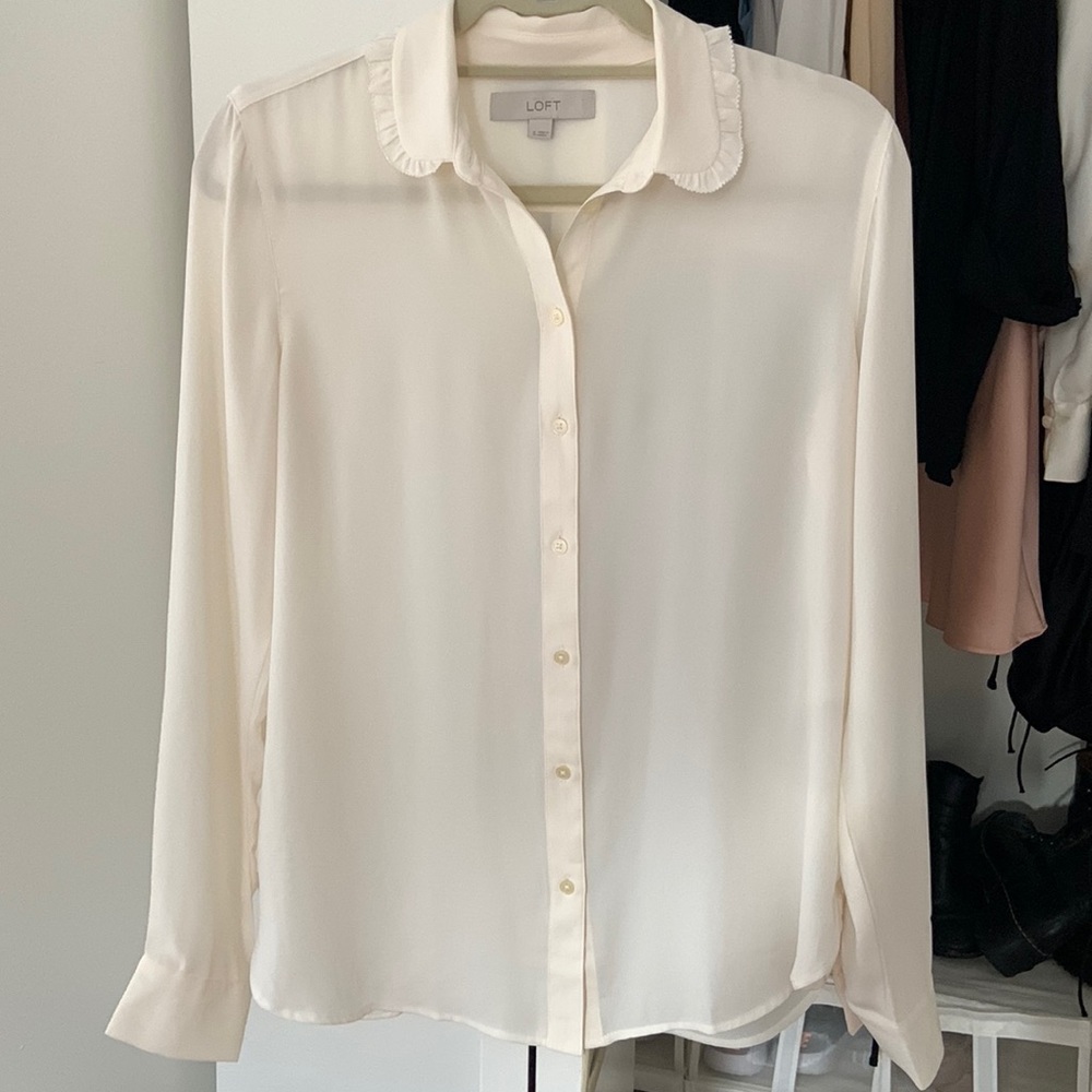 LOFT Off white collar blouse